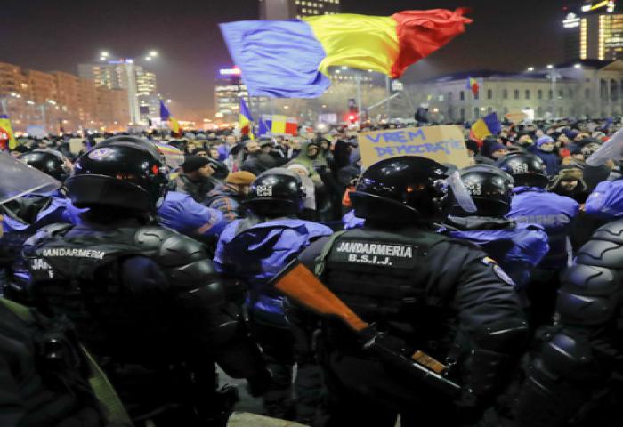  Demo Besar Anti Korupsi di Rumania